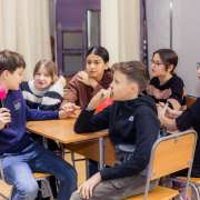 Пятые классы Международной лингвистической школе открыли серию интеллектуальных игр Game Club   