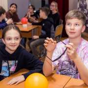 Пятые классы Международной лингвистической школе открыли серию интеллектуальных игр Game Club   