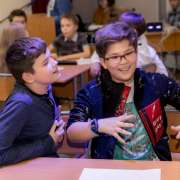 Пятые классы Международной лингвистической школе открыли серию интеллектуальных игр Game Club   