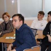 Вторая сессия СДИ «Владивосток - город будущего» в МЛШ: команды представили идеи проектов и сыграли в деловую игру с руководителем проектного офиса администрации Владивостока  