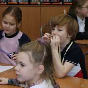 Интеллектуальной игрой «Умники и умницы» завершилась предметная неделя в начальных классах МЛШ 