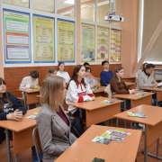 Ученые национального парке «Земля леопарда» рассказали ученикам 8 классов о животных особо охраняемой территории  