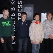 Ученики восьмых классов в ходе подготовки проекта «Historical Heritage of Vladivostok Fortresses» посетили музей Арсеньева 