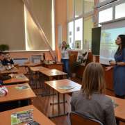 Ученые национального парке «Земля леопарда» рассказали ученикам 8 классов о животных особо охраняемой территории  