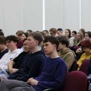 Обо всех опасностях запрещенных веществ рассказали ученикам МЛШ сотрудники службы наркоконтроля по Приморскому краю 