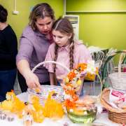 В Международной лингвистической школе состоялась Пасхальная ярмарка 