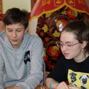 Заместитель декана факультета мировой экономики и мировой политики НИУ ВШЭ Анна Жихарева рассказала старшеклассникам МЛШ о преимуществах учебы в «Вышке» 