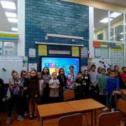 «Поехали!»: в начальных классах Международной лингвистической школы прошел квиз, посвященный Дню космонавтики 