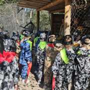 Ученики 3м1 класса Международной лингвистической школы сыграли в пейнтбол и убедились, что командный дух очень важен! 