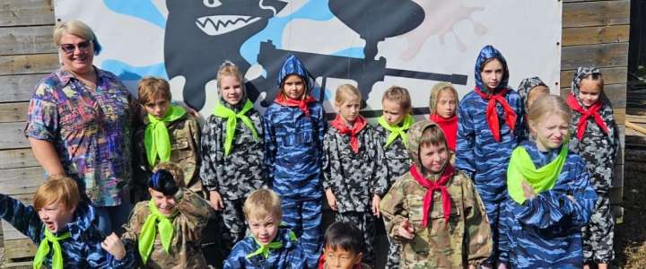 Ученики 3м1 класса Международной лингвистической школы сыграли в пейнтбол и убедились, что командный дух очень важен! 