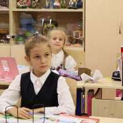 240 уроков провели старшеклассники Международной лингвистической школе в День самоуправления 