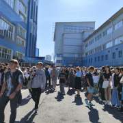 Ученики Международной лингвистической школы успешно провели тренировку по эвакуации в случае пожара
