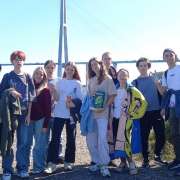 Ученики 9м3 класса Международной лингвистической школы познакомились с устройством Ворошиловской батареи на Русском острове
