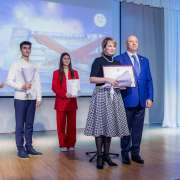 Международная лингвистическая школа отмечает день рождения