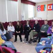 Осознанный выбор профессии: тренер-психолог Марина Пискарёва знакомит девятиклассников  МЛШ с формами и методами выбора будущей специальности