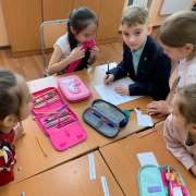 Первоклассники Международной лингвистической школы попрощались с азбукой