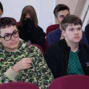 Проект «Founders of Vladivostok» развивается - в гости к ученикам 7 и 8 классов МЛШ пришла экскурсовод Татьяна Фоменко 