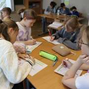 Неделя наук в МЛШ: от подготовительного до выпускного класса ребят ждут встречи с учеными и исследователями ДВО РАН и исследовательских центров 