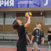 Ученики Международной лингвистической школы продолжают удерживать пьедестал почета в дзюдо, самбо, горных лыжам, фигурном катании, спортивных танцах и волейболе 