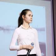Ученики 7 и 8 классов Международной лингвистической школы завершили проект «Founders of Vladivostok» на английском языке креативными презентациями 