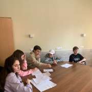 Ученики Международной лингвистической школы успешно сыграли математические бои на математическом турнире Европы