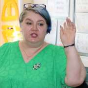 Накануне Международного женского дня мамы и дочки из начальной школы МЛШ сыграли в квиз