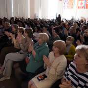 Поздравление директора МЛШ с Международным женским днем