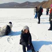 Вместе весело шагать: ученики 10в и 10м класса прогулялись по окрестностям Владивостока и побывали на знаменитой скале «Роза ветров»  