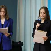 От финансовых пирамид до квадратичной функции и квадратного уравнения: ученики 10 классов МЛШ защищают исследовательские проекты   