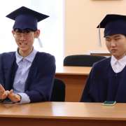 Дорогие одиннадцатиклассники!  В прошлом остались одиннадцать школьных лет, наполненных счастливыми открытиями, незабываемыми впечатлениями. 