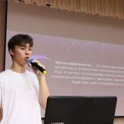 От финансовых пирамид до квадратичной функции и квадратного уравнения: ученики 10 классов МЛШ защищают исследовательские проекты   