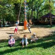 День здоровья в Международной лингвистической школе: Веселые старты с родителями и экскурсия на Сидими  