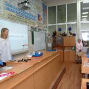 День самоуправления в МЛШ: старшеклассники ведут уроки у младших классов, а учителя участвуют в квизах и творческих проектах