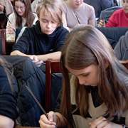 Ученики Международной лингвистической школы приняли участие в Приморском краевом конкурсе по каллиграфии кисточкой