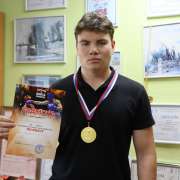 Ученик 10б класса МЛШ Архип Николаев завоевал «золото» на Открытом первенстве и Чемпионате города по боксу