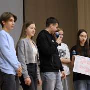 «Здравствуй, Приморский край!»: ученики 10 классов МЛШ учатся выявлять сильные и слабые стороны своих туристических продуктов