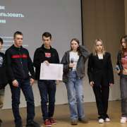 «Здравствуй, Приморский край!»: ученики 10 классов МЛШ учатся выявлять сильные и слабые стороны своих туристических продуктов