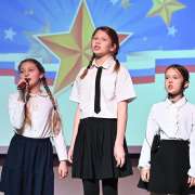 В МЛШ состоялся праздничный концерт в честь Дня защитника Отечества 