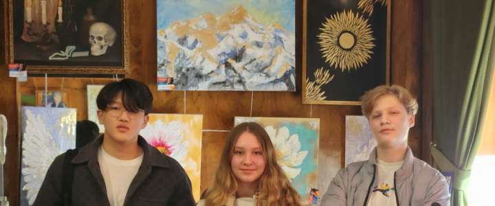 &laquo;Санкт-Петербург &mdash; потрясающий город!&raquo;: иностранные ученики МЛШ продолжают делиться впечатлениями об образовательной поездке